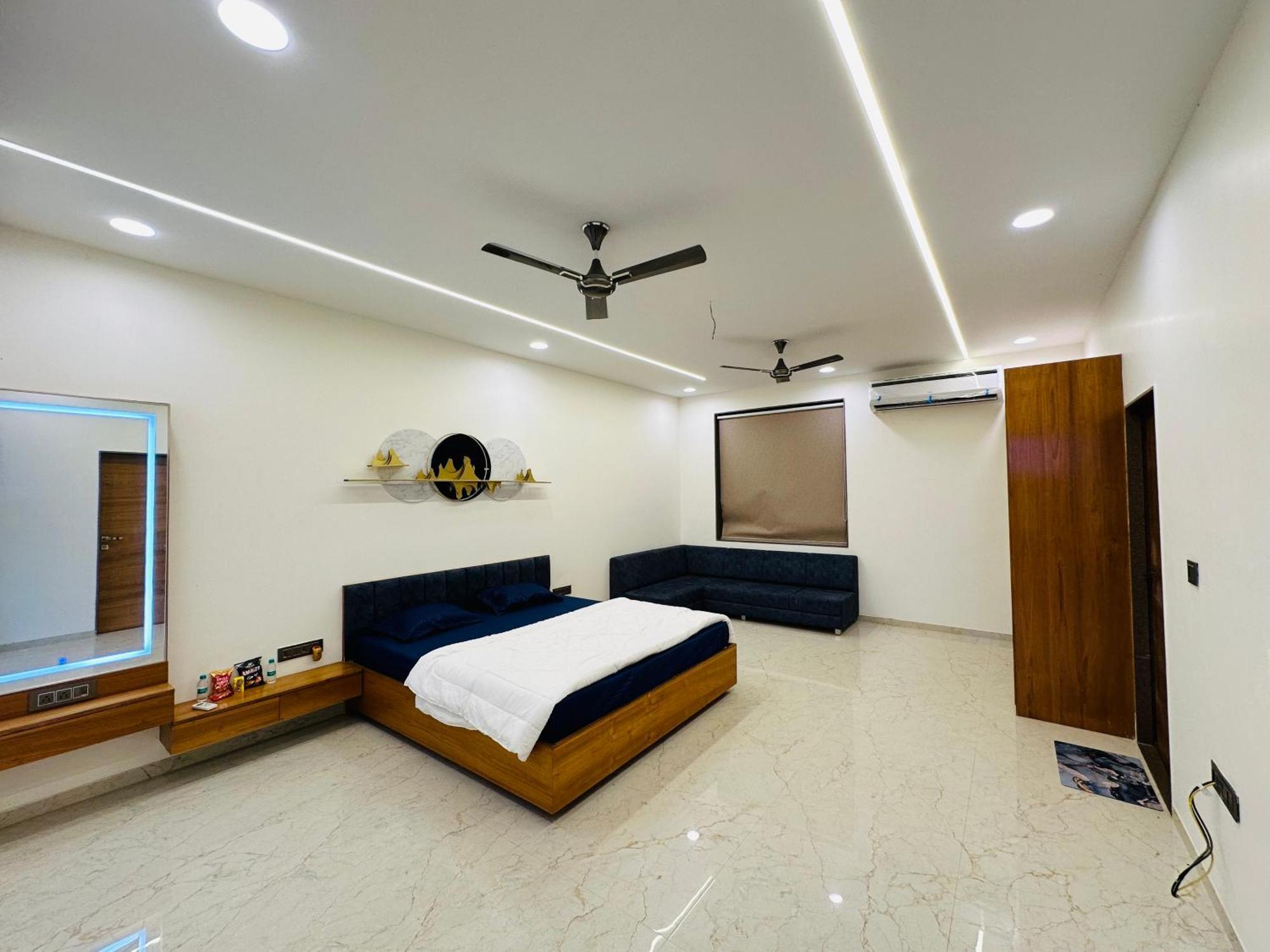 Karmabhumi 1 Villa Satej ภายนอก รูปภาพ