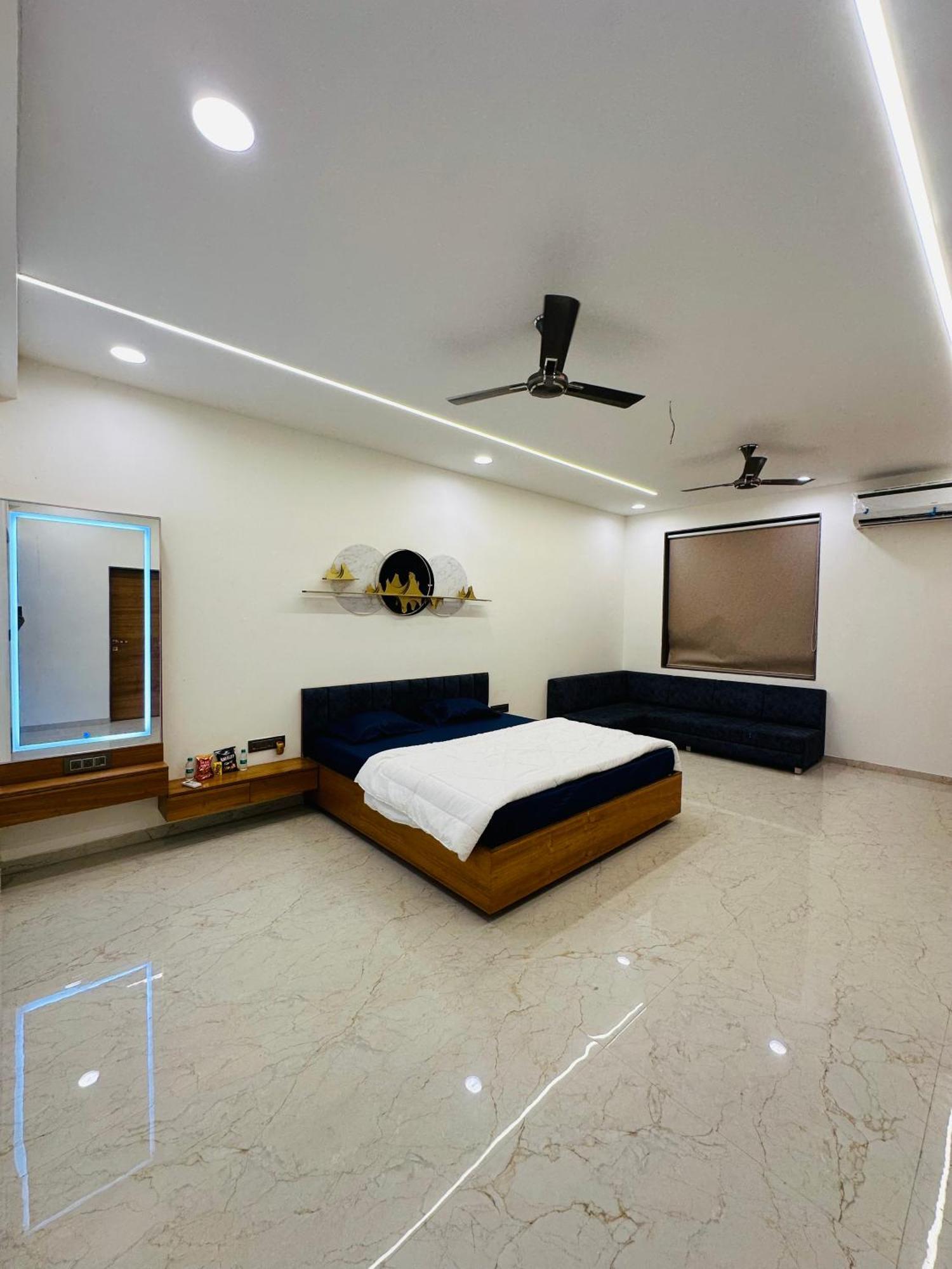 Karmabhumi 1 Villa Satej ภายนอก รูปภาพ