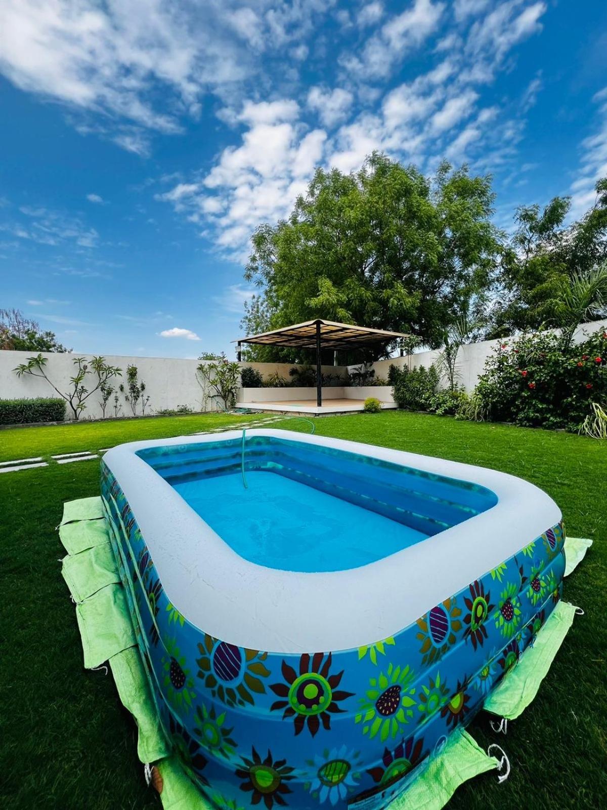 Karmabhumi 1 Villa Satej ภายนอก รูปภาพ